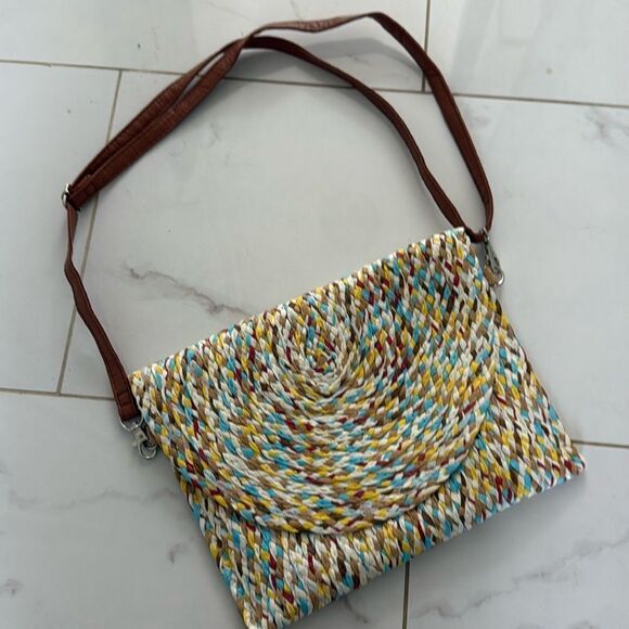 Straw Weave Envelope Clutch with Brown Leather Adjustable Strap - BRAND NEW - Picture 1 of 6